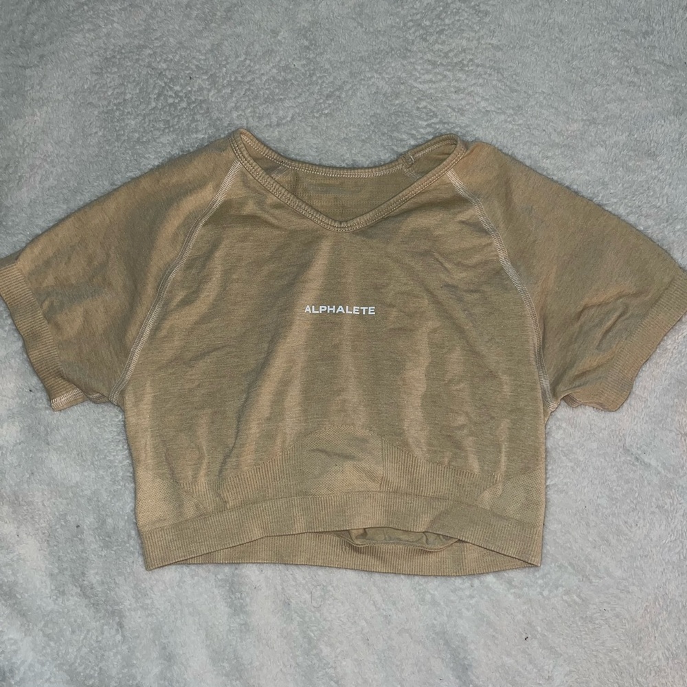 Alphalete Amplify Tan Crop Top